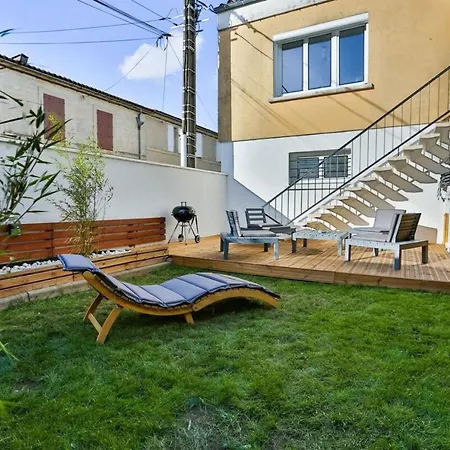 Center - Terrace & Garden - 1 To 3 Bedrooms