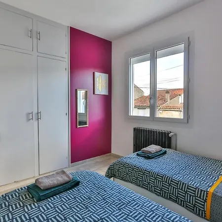 Center - Terrace & Garden - 1 To 3 Bedrooms شقة